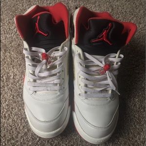 Retro Jordan 5s